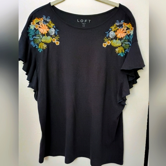 LOFT Tops - LOFT blouse